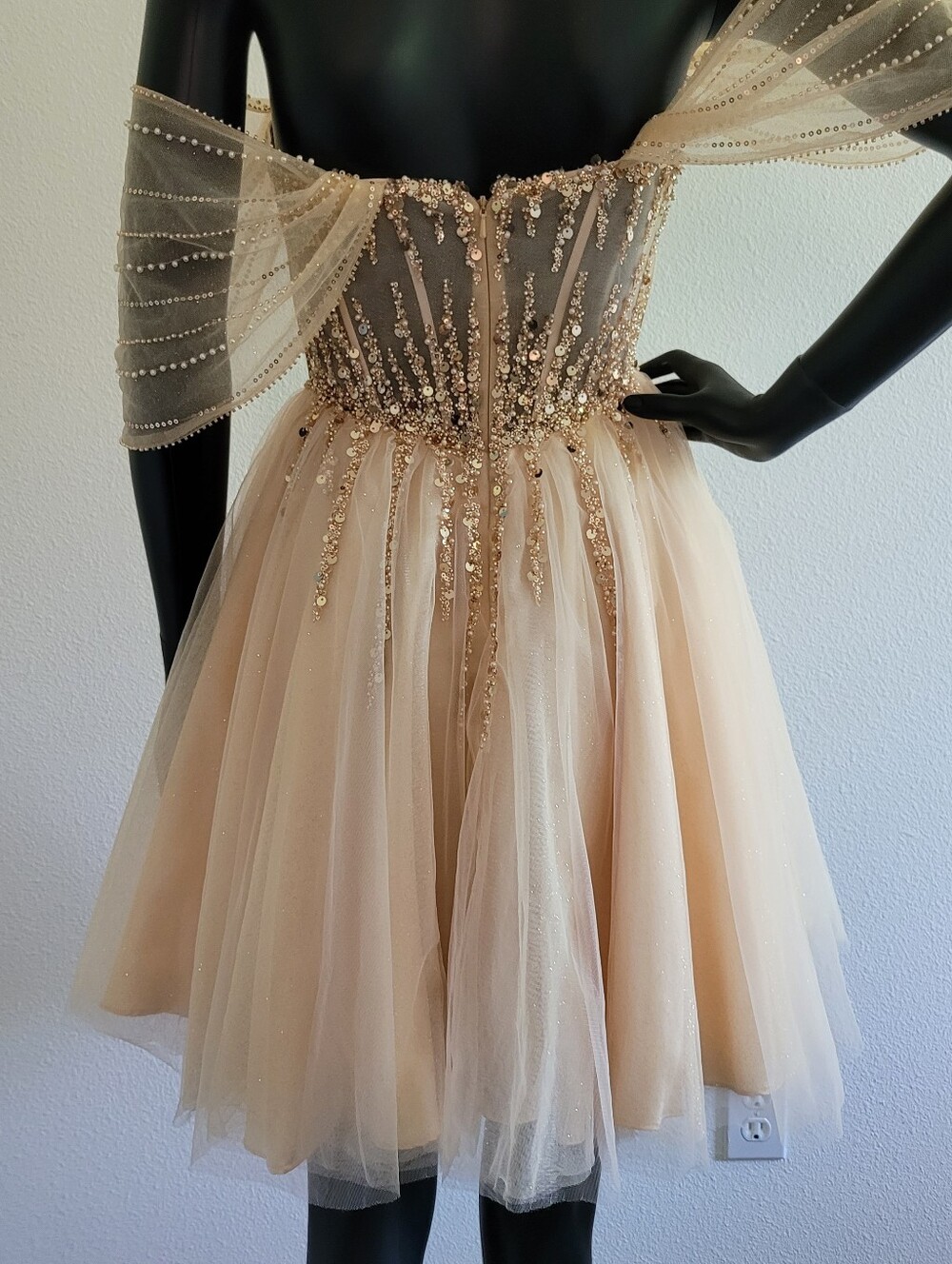 Ladivine By Cinderella Divine Dress - Picture 8 of 9